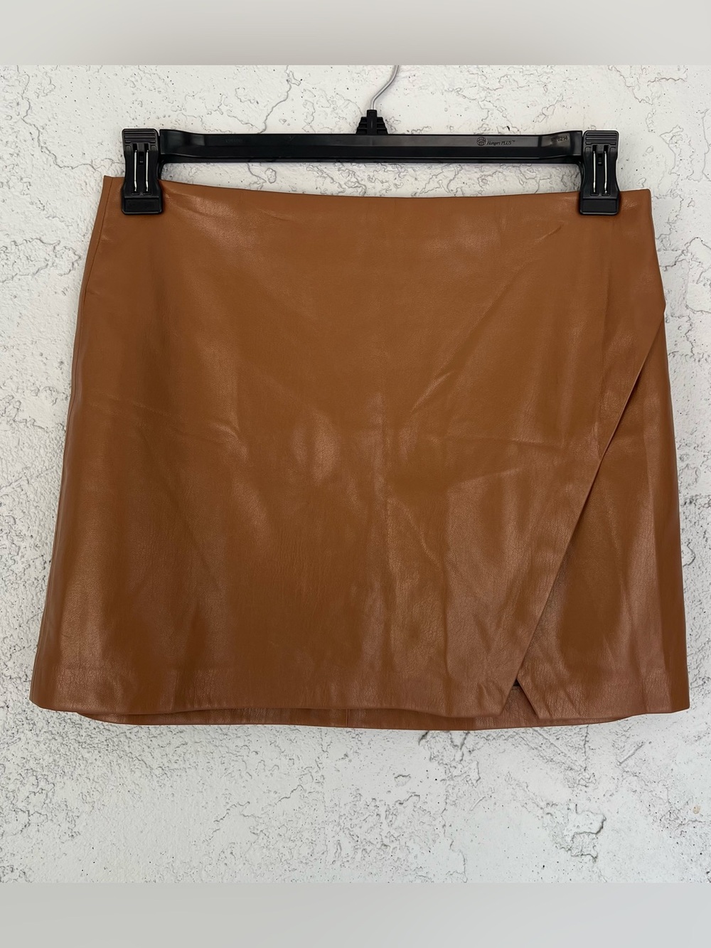 Alice + Olivia Siobhan Vegan Wrap Mini Skirt Brown Size 8 Faux Leather